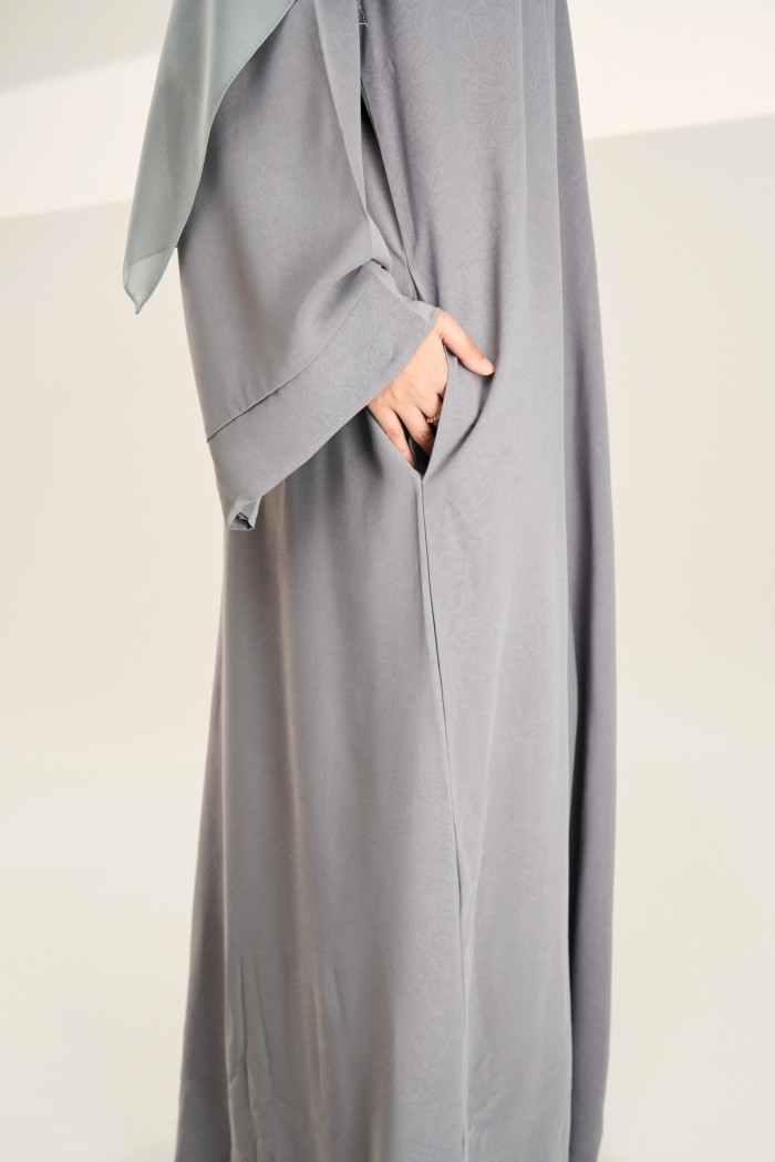 BASEET BASIC IN SILVER BLUE