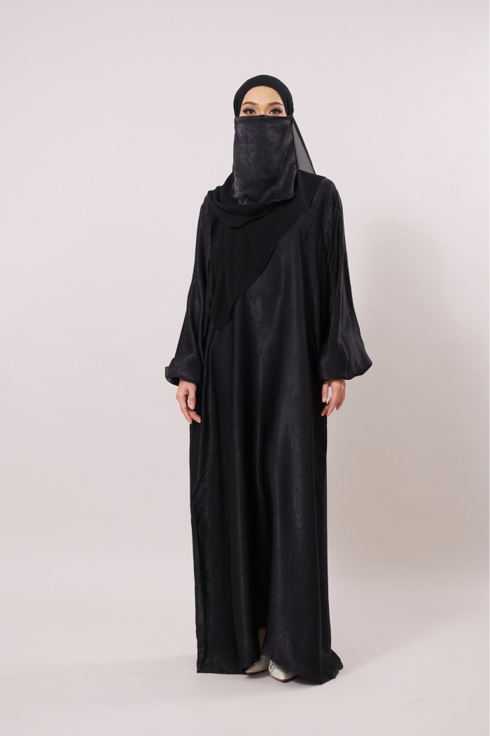 RAZIA IN BLACK
