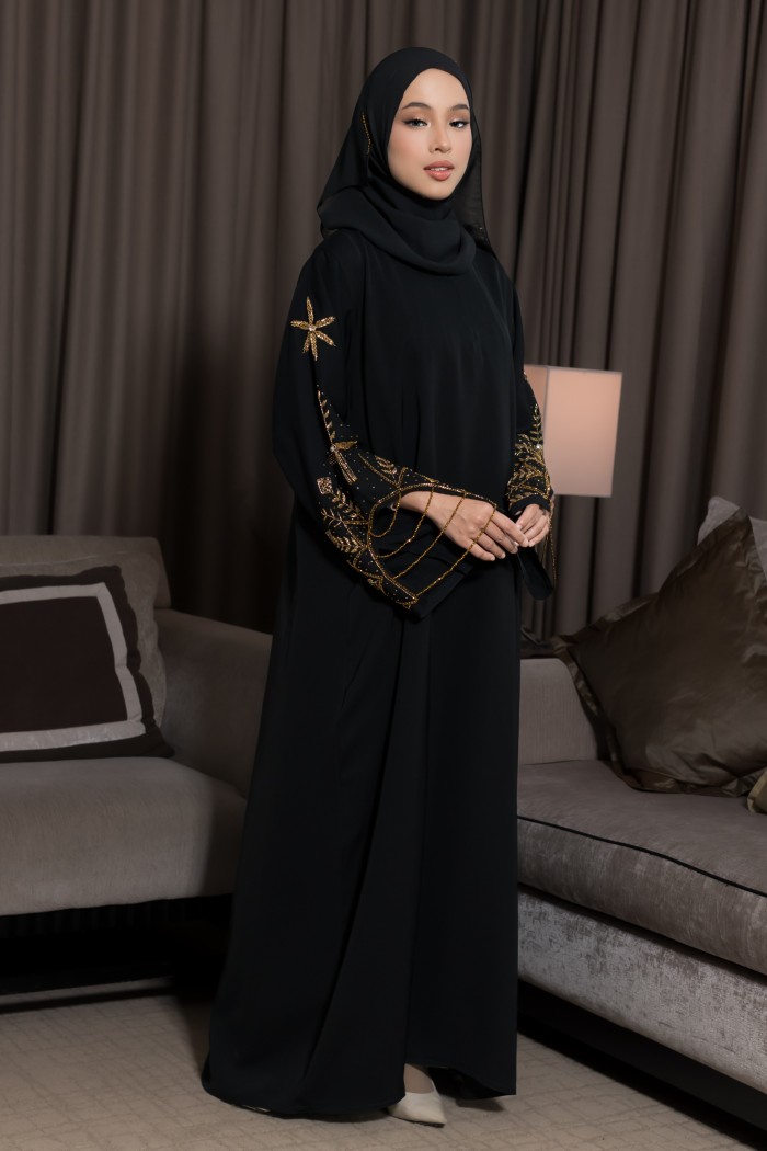 JANE IN BLACK