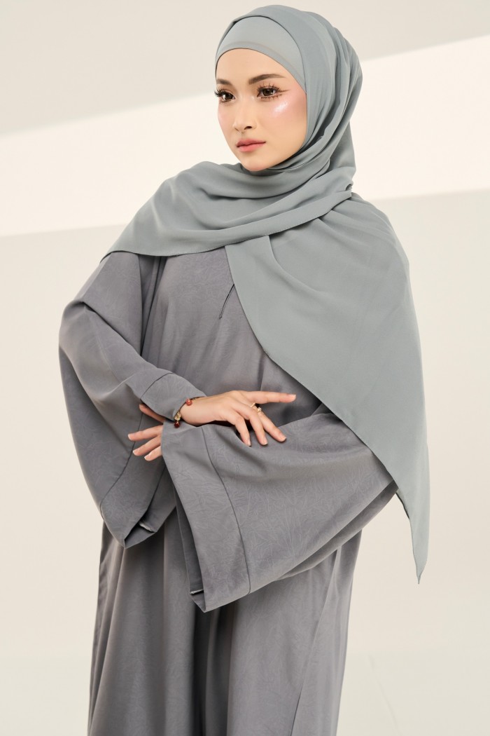 BASEET BASIC IN SILVER BLUE